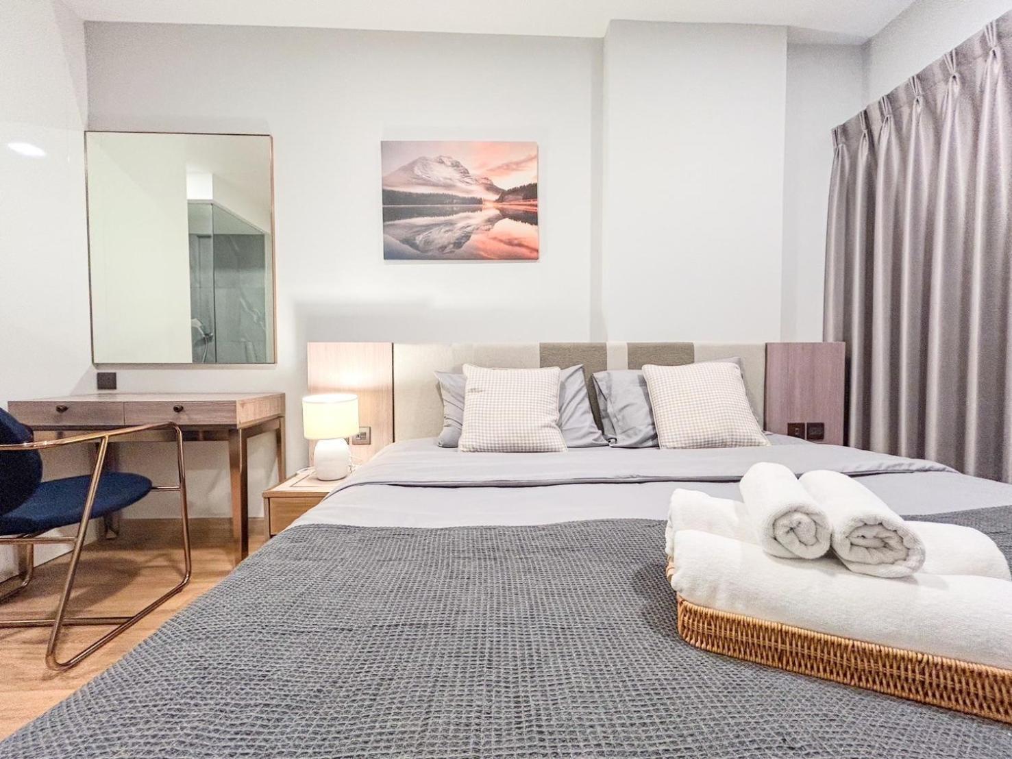 Luxury Condo Astra Sky River Condo Чиангмай Екстериор снимка