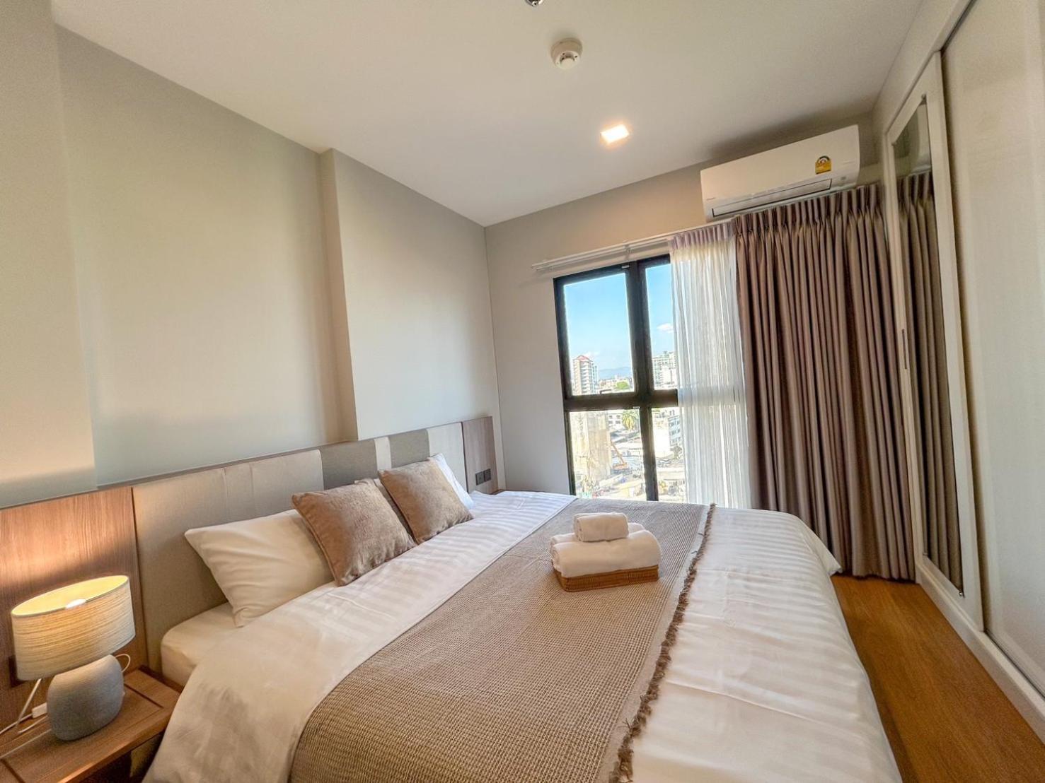 Luxury Condo Astra Sky River Condo Чиангмай Екстериор снимка